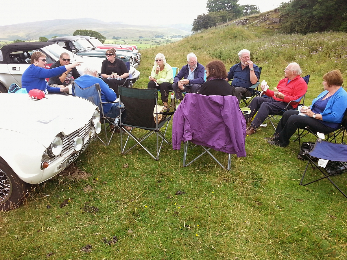 CUMBRIA TR GROUP PLATINUM PICNIC