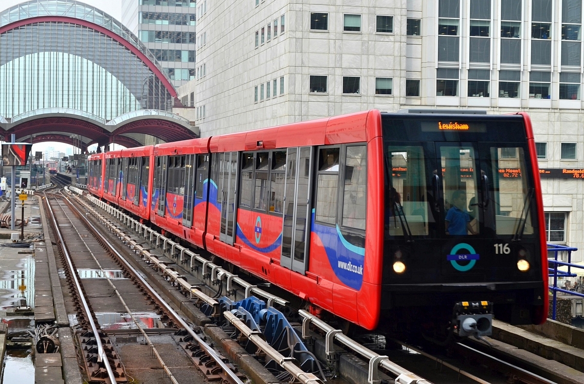 Kennet Valley TR Group hear the history of Docklands Light Railway 