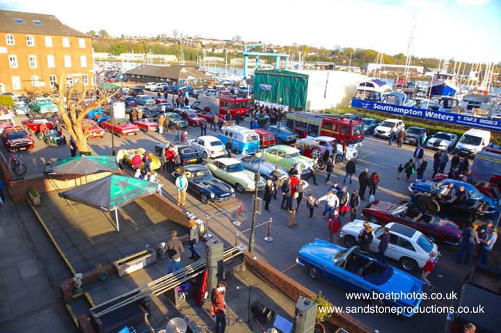 Kennet Valley TR Group 'November' Mid Monthly - CLASSIC and Supercars on the Quay