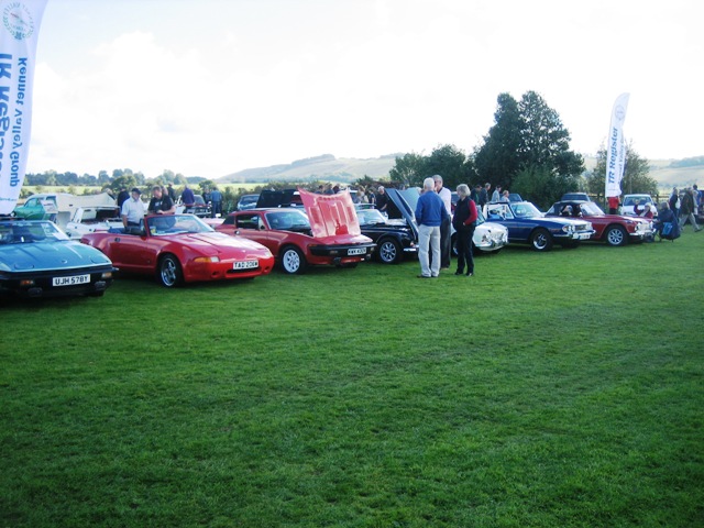 Kennet Valley Group Social Scene 294