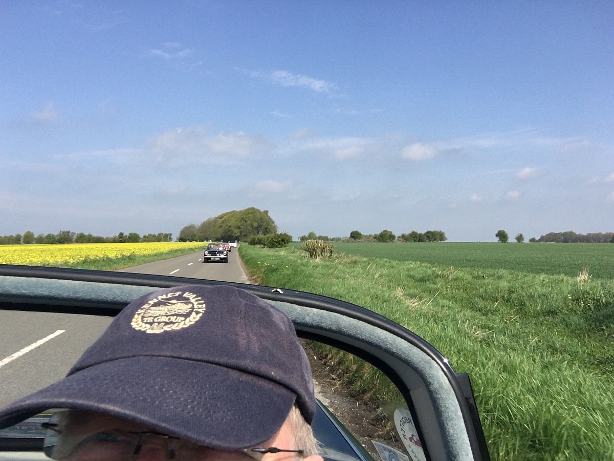 Kennet Valley TR Group & Vale of the White Horse have a great sunny Drive it Day & Wets Berks too!