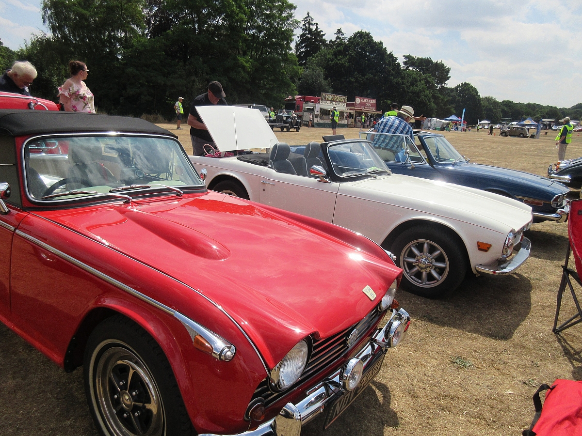 Kennet Valley TR Group attend Harpendon Classic Show
