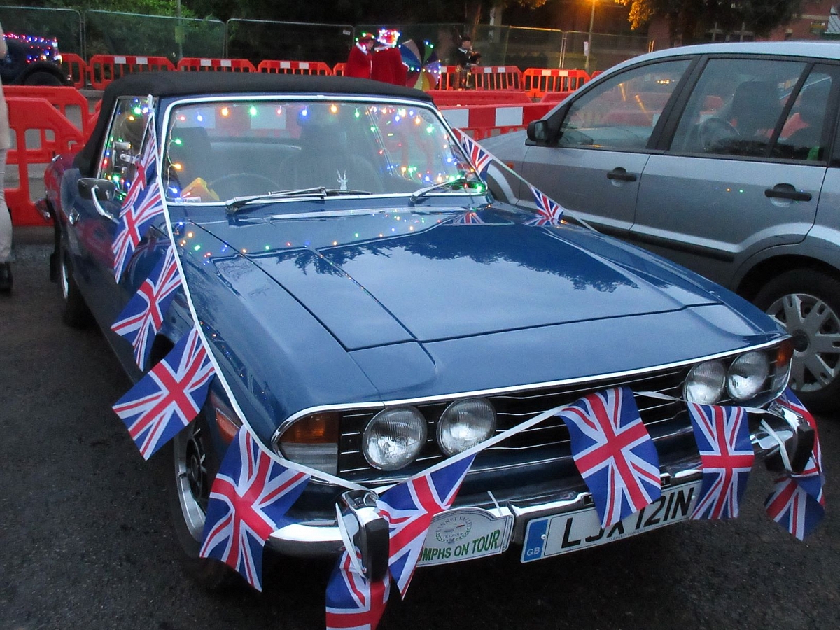 Wokingham Winter Carnival a nice night out for KVG members Moreen & Gerry!
