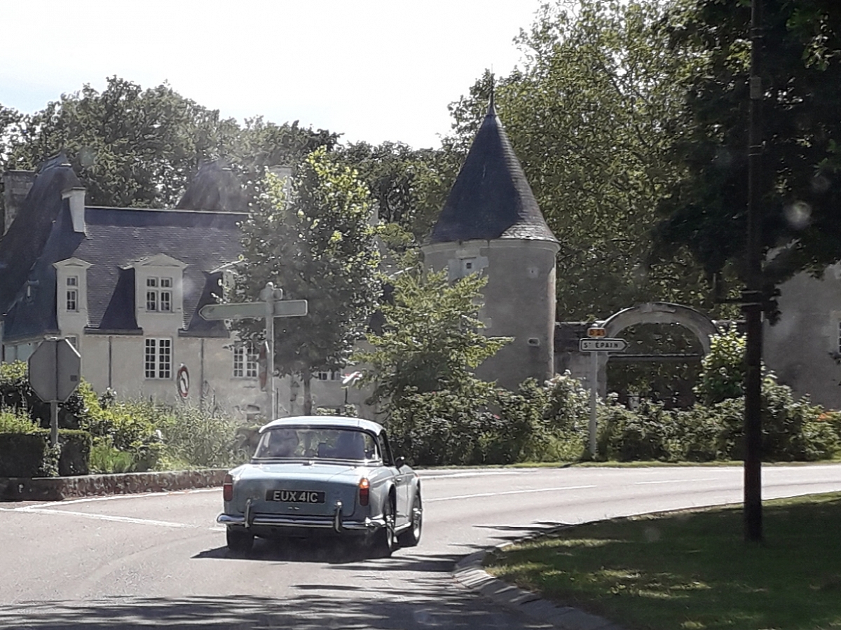 Kennet Valley TR Group enjoy France and Rally des Tours, Chinon
