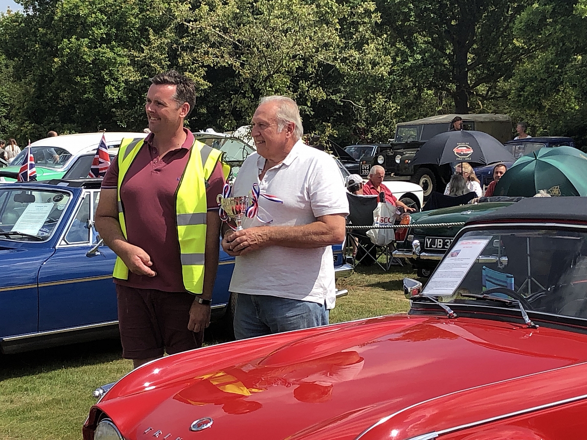 GREAT DAY OUT AT NOTCUTTS CLASSIC CAR SHOW