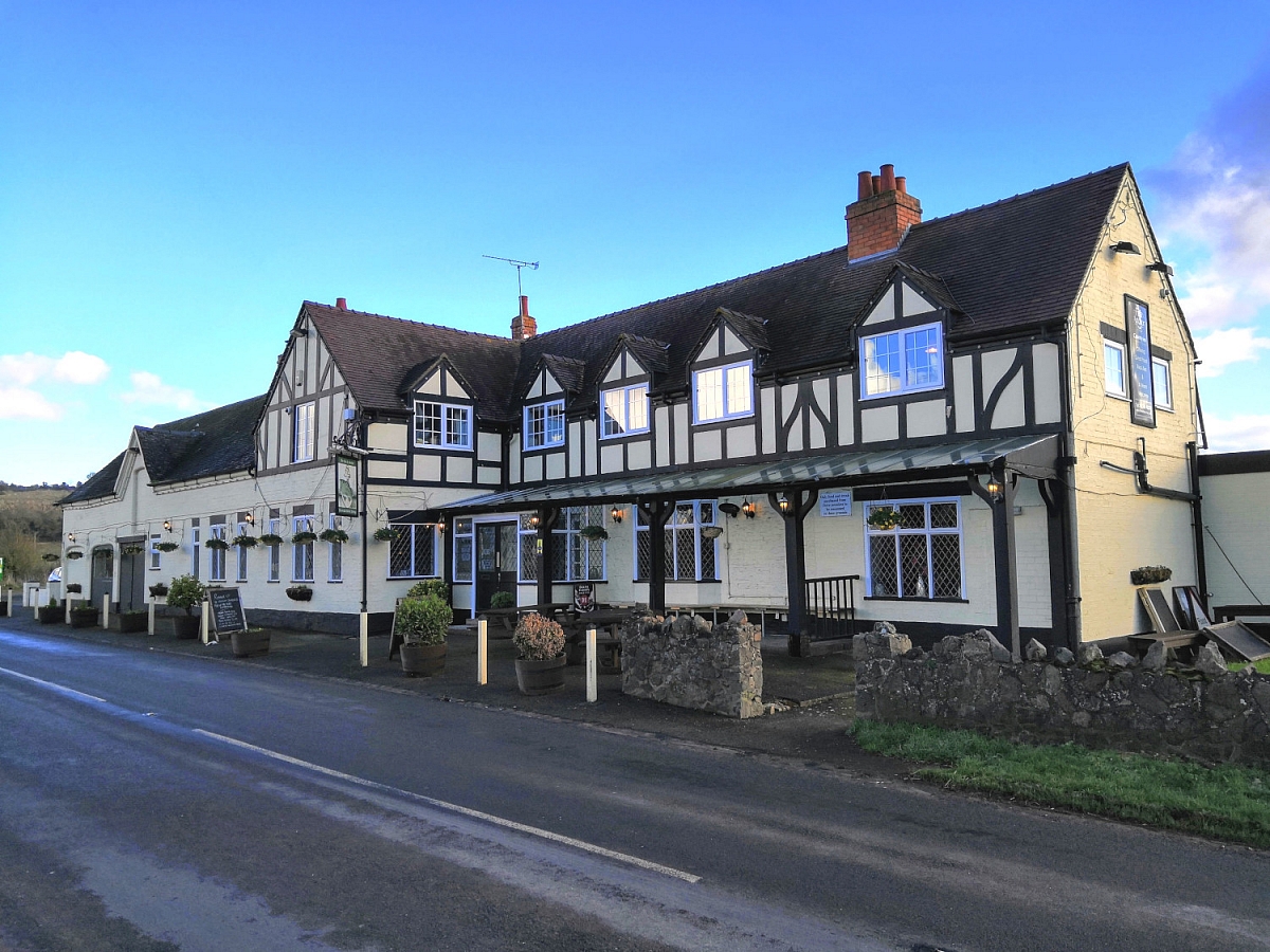  Cotswold Vale - Sunday Lunch (October)