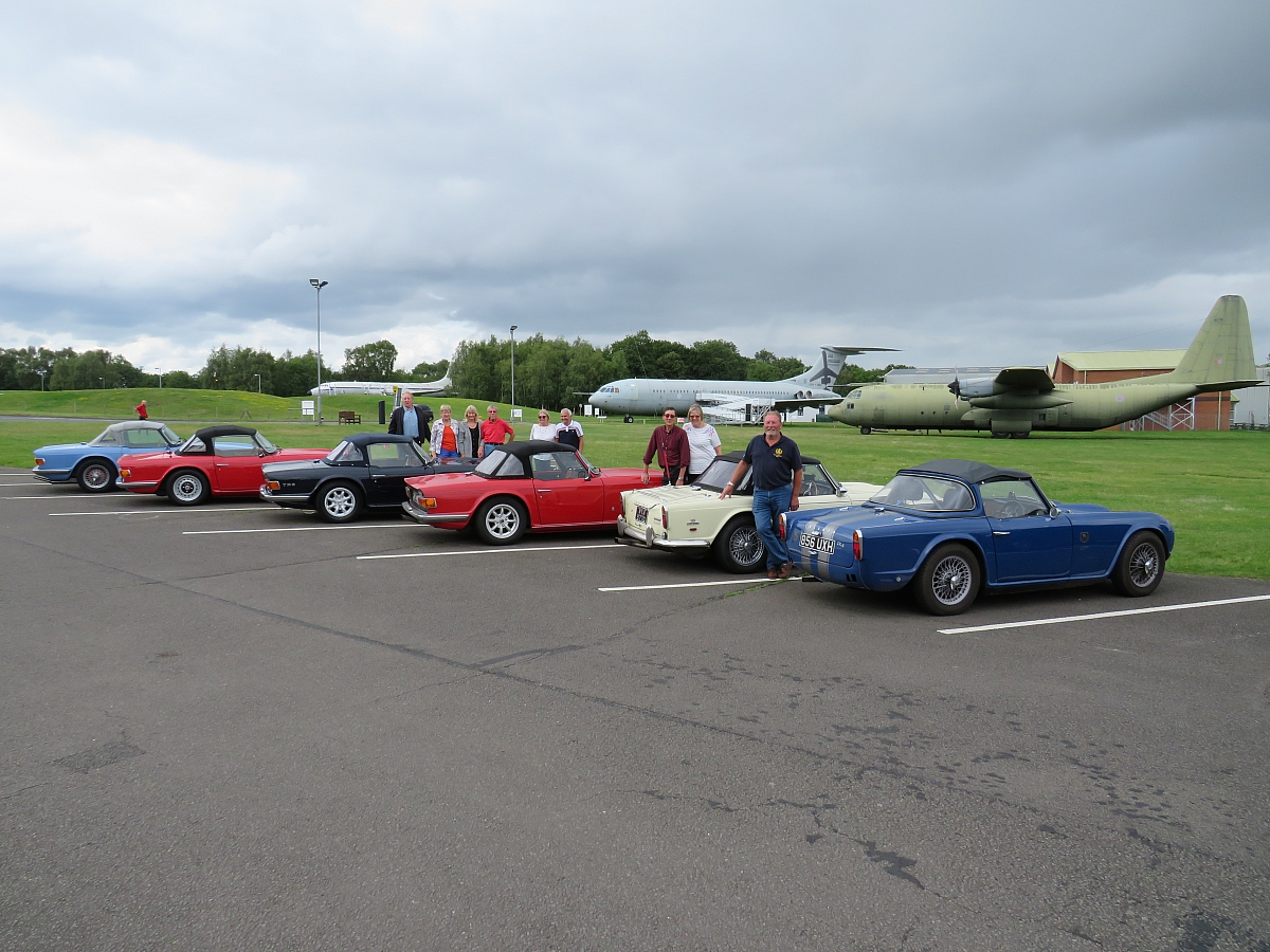 Social Scene Report - TRaction Issue 347